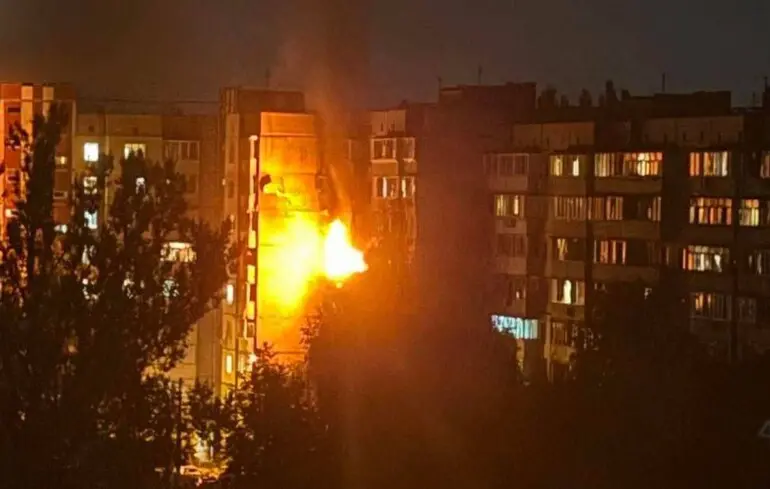 У Києві Росія частково зруйнувала багатоповерхівку: є постраждалі