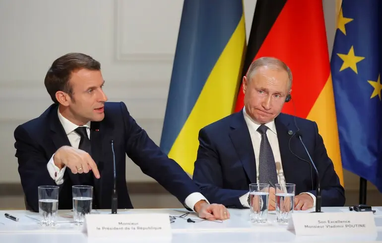 Макрон пояснив, чому подзвонив Путіну вперше за три роки