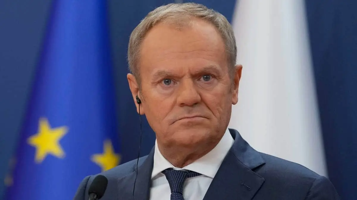 Поляків розділило питання можливої відставки Туска