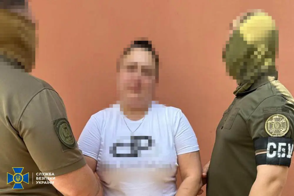 СБУ затримала коригувальницю рф, яка готувала удари рашистів по газорозподільних станціях на Харківщині