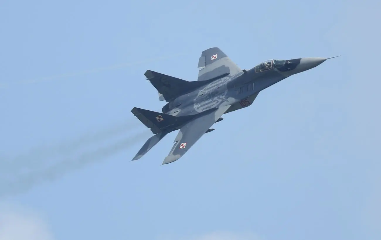Польща знову підняла авіацію через російські дрони над Україною