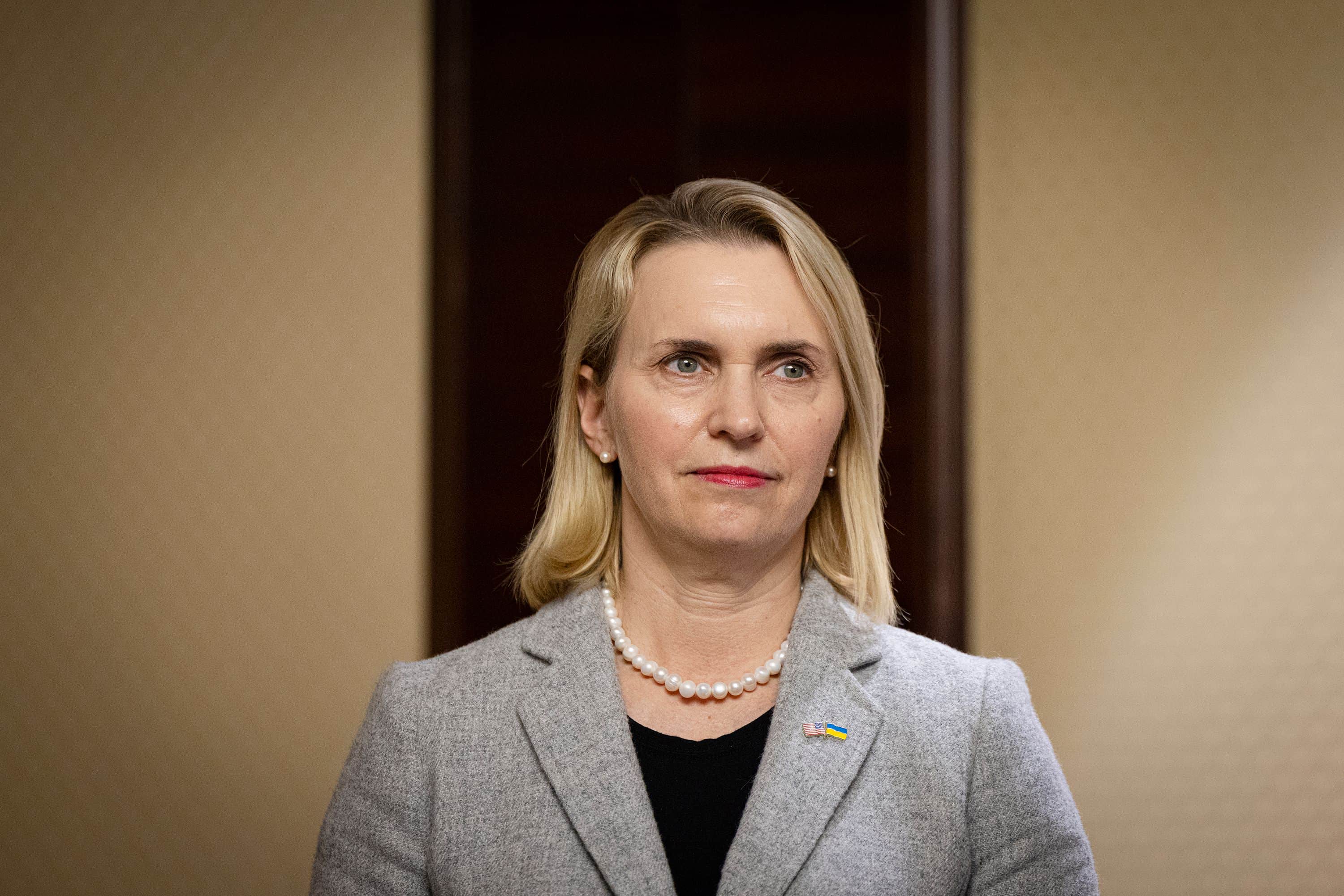 Експосол США в Україні визнала, що вирішила звільнитись через Трампа