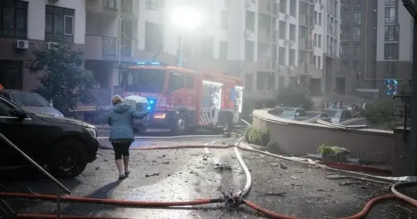 Росіяни вдарили по Україні понад 400 дронами та 24 ракетами