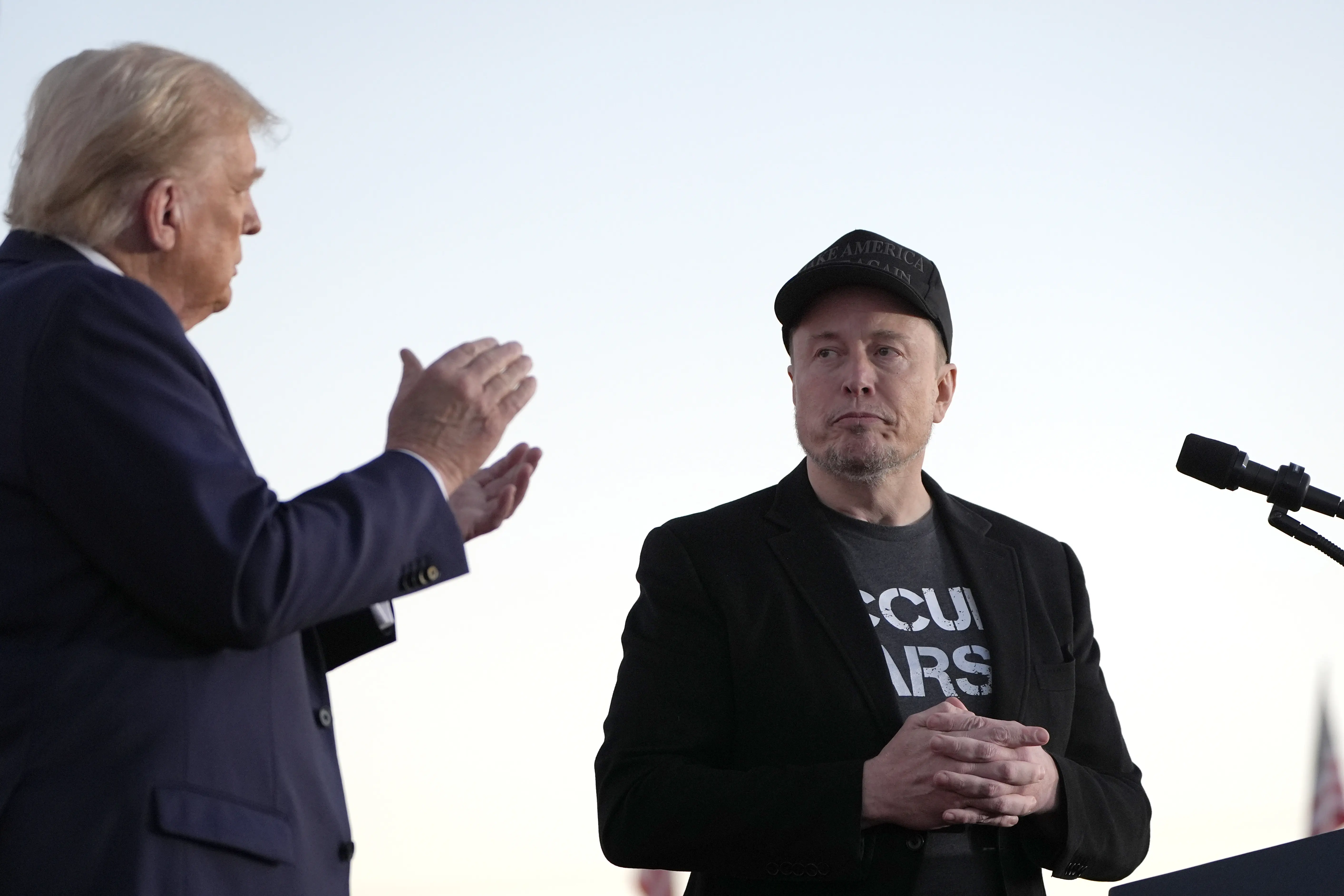 ЗМІ: Маск залишиться неофіційним радником Трампа