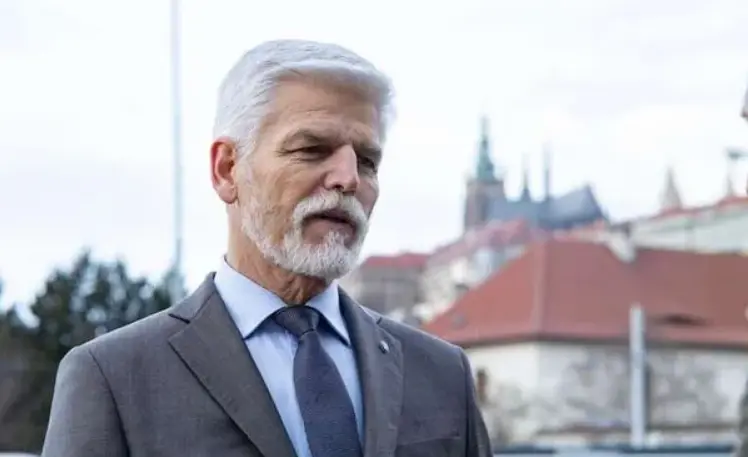 Президент Чехії не вірить, що РФ серйозно задумається про перемовини після літнього наступу