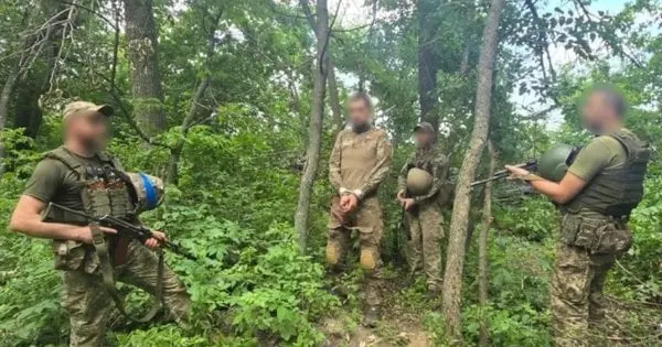 Російський морпіх заблукав та сам вийшов на позицію українських прикордонників