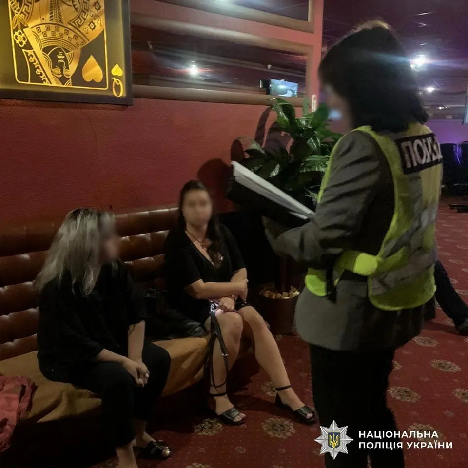 Брати ексміліціонери з Вінниччини організували у столиці підпільні гральні заклади
