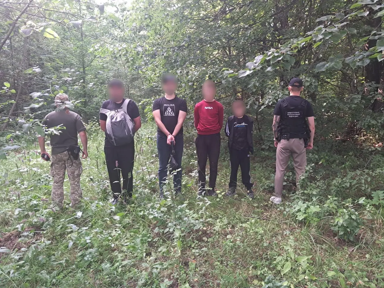 На Буковині неповнолітні «провідники» хотіли переправити вінничанина до Румунії