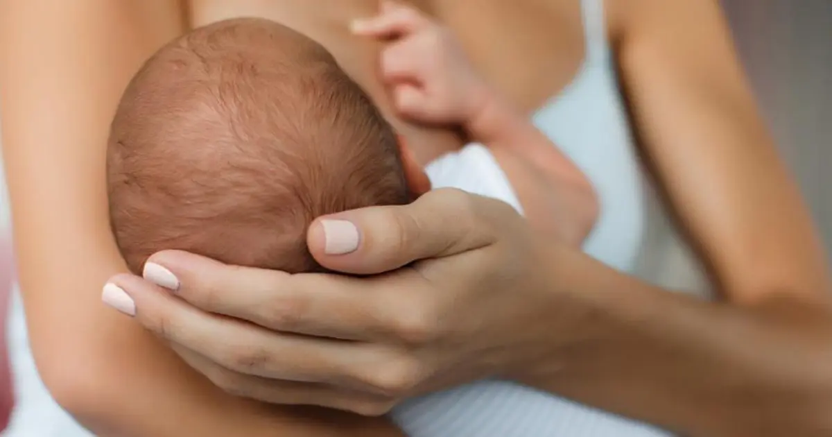® Професійна підтримка під час грудного вигодовування: коли варто звернутися до фахівця