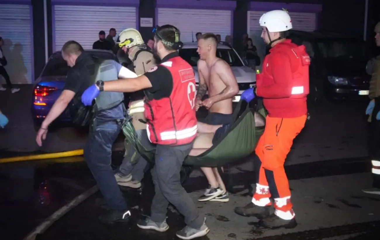 В Одесі через атаку РФ загинула сімейна пара та є постраждалі: серед них діти