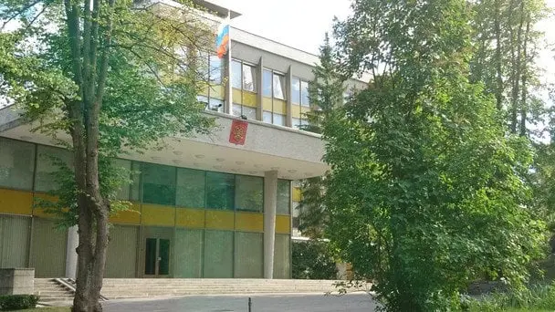 Фарба з неба: росіяни поскаржилися на "систематичні атаки" в Швеції — що сталося