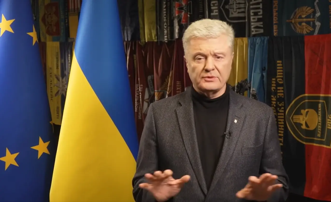 Світ лише глибше занурює голову в пащу тигра – Порошенко