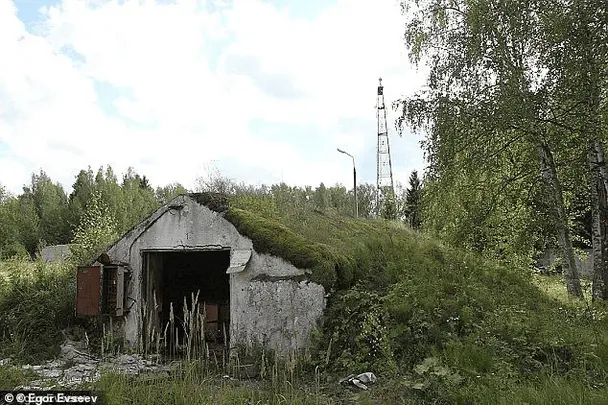 "Радіо Судного дня" ожило та надіслало два загадкових повідомлення