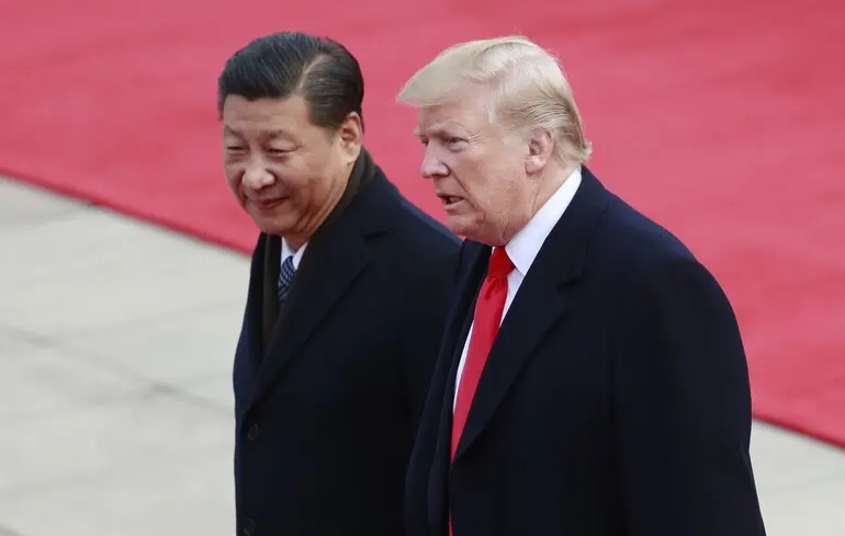 Трамп: Мені подобається Сі Цзіньпін, але з ним дуже важко домовитись