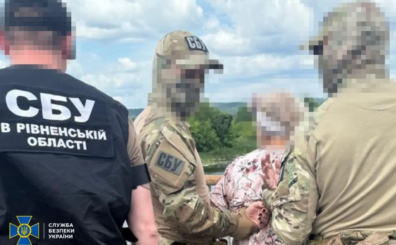 Готувала прорив російських ДРГ на Сумщині: СБУ затримала агентку