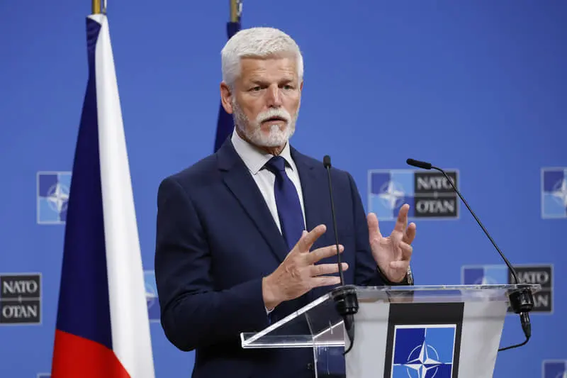 Президент Чехії: китайська кіберзагроза співмірна з російською