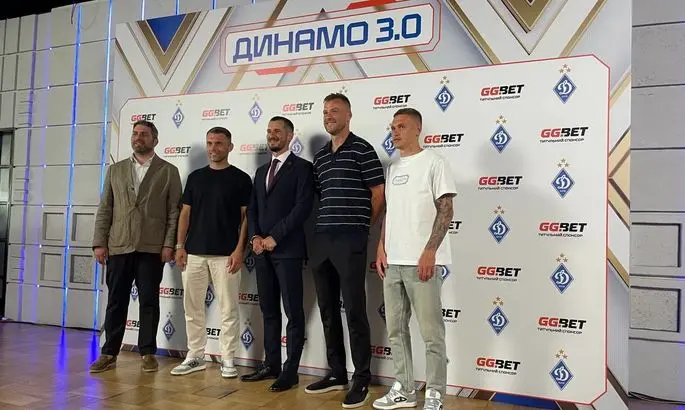 Гендиректор Динамо рассказал о сборах, проектах на стадионе и маркетинге клуба.