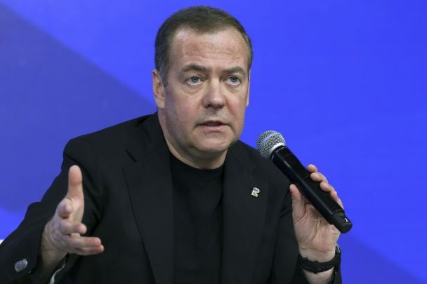 Медведєв "послав" Трампа: що цього разу видав представник РФ