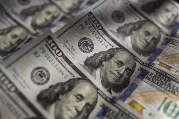 В Україні обвалився попит на готівковий долар: яка причина