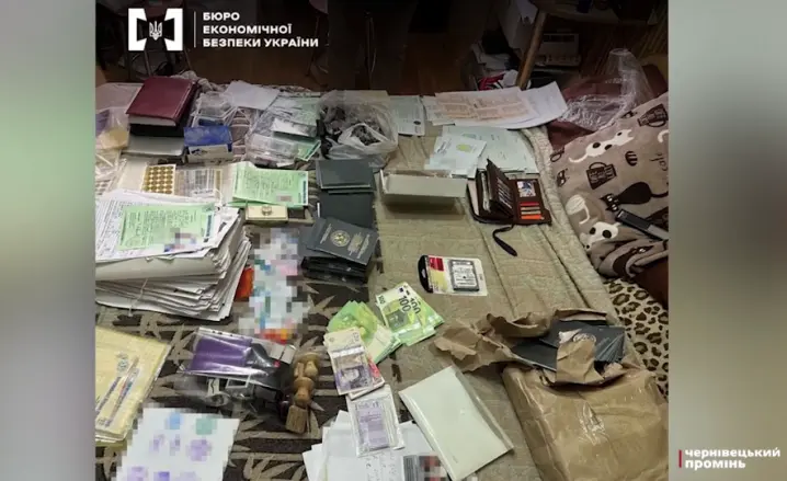 150 євро за водійські права: чернівчанина викрили на виготовлені підроблених документів
