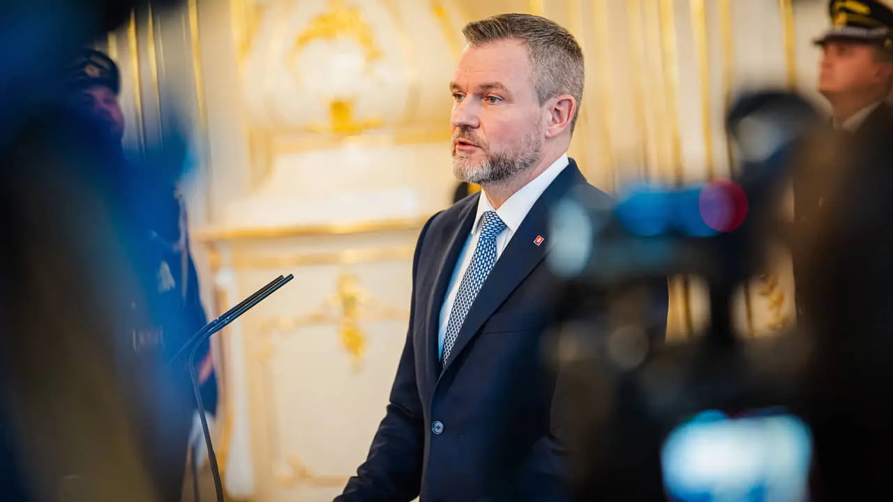 Президент Словаччини відповів Фіцо на "провокативну ідею" нейтралітету