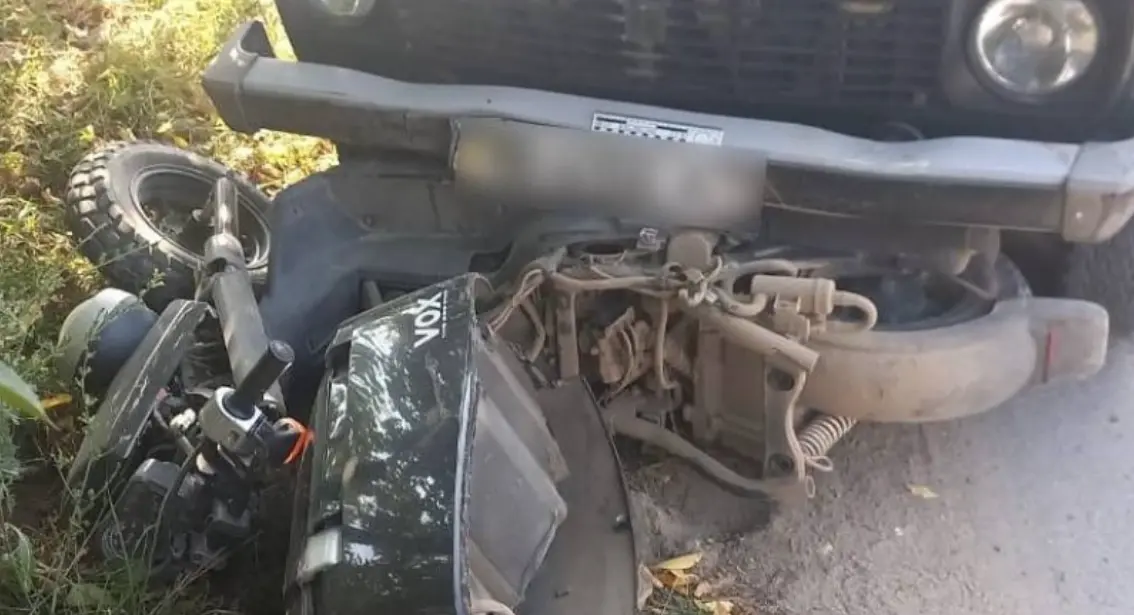 На Вінниччині скутеристка потрапила під автомобіль: госпіталізовано