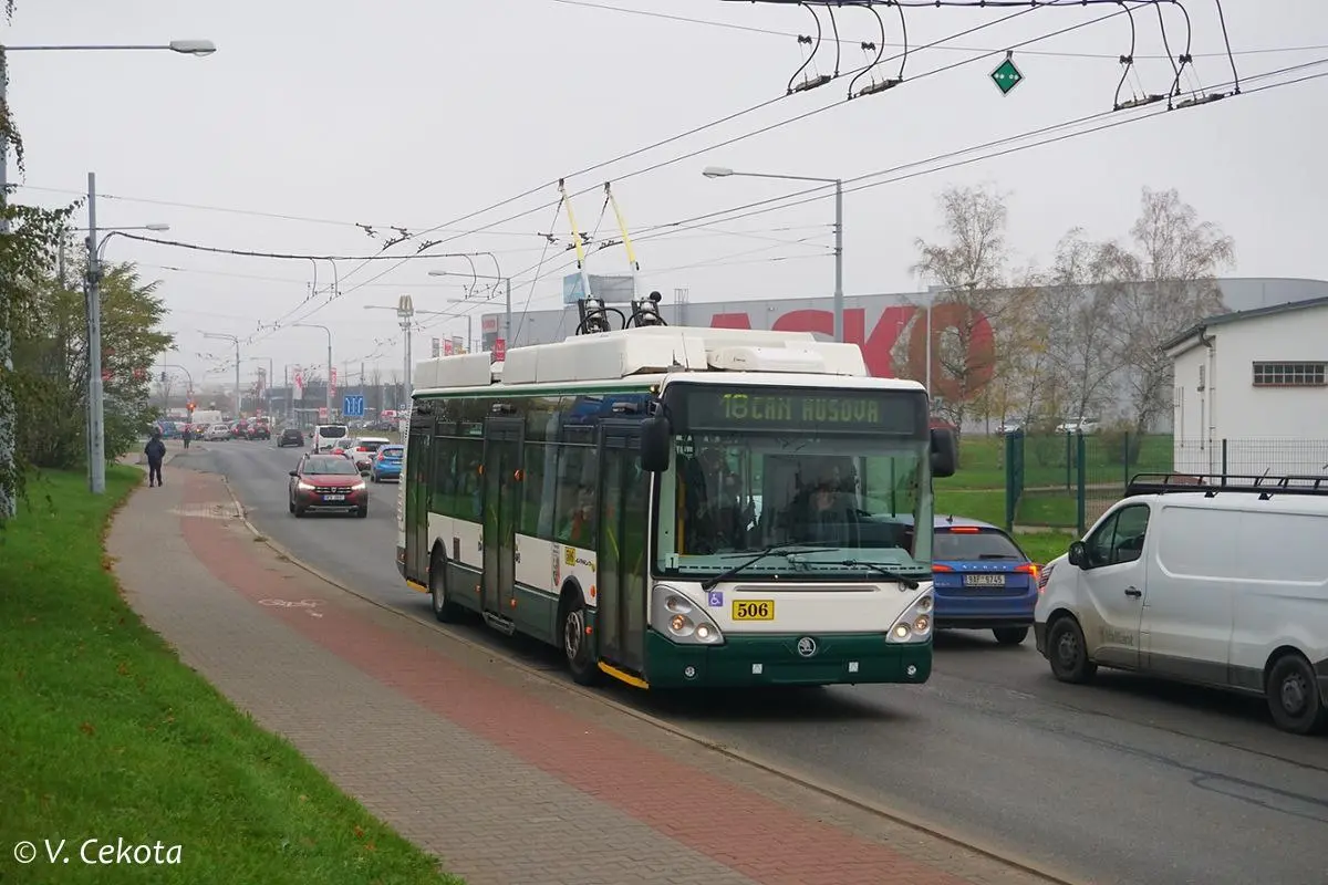 Місто Пльзень передає Харкову ще три тролейбуси.