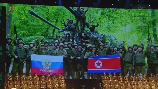 Ходять за ручку і цілуються в губи: полонений росіянин про солдатів КНДР