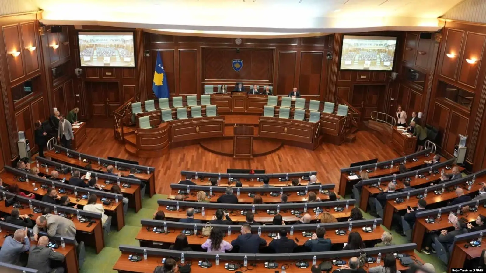 Парламент Косова вже 45-й раз не може розблокувати роботу
