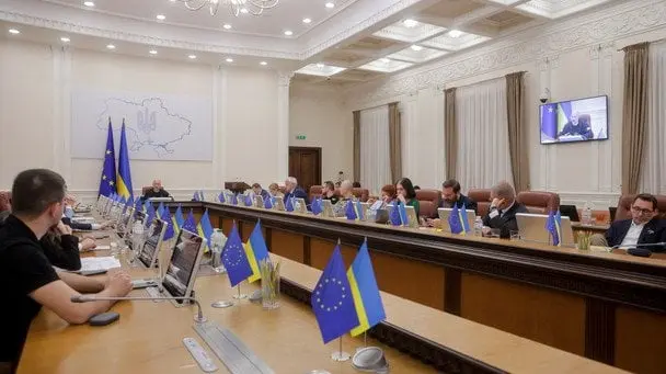 Переселенці зможуть отримати компенсацію за зруйноване житло на ТОТ: деталі від Шмигаля