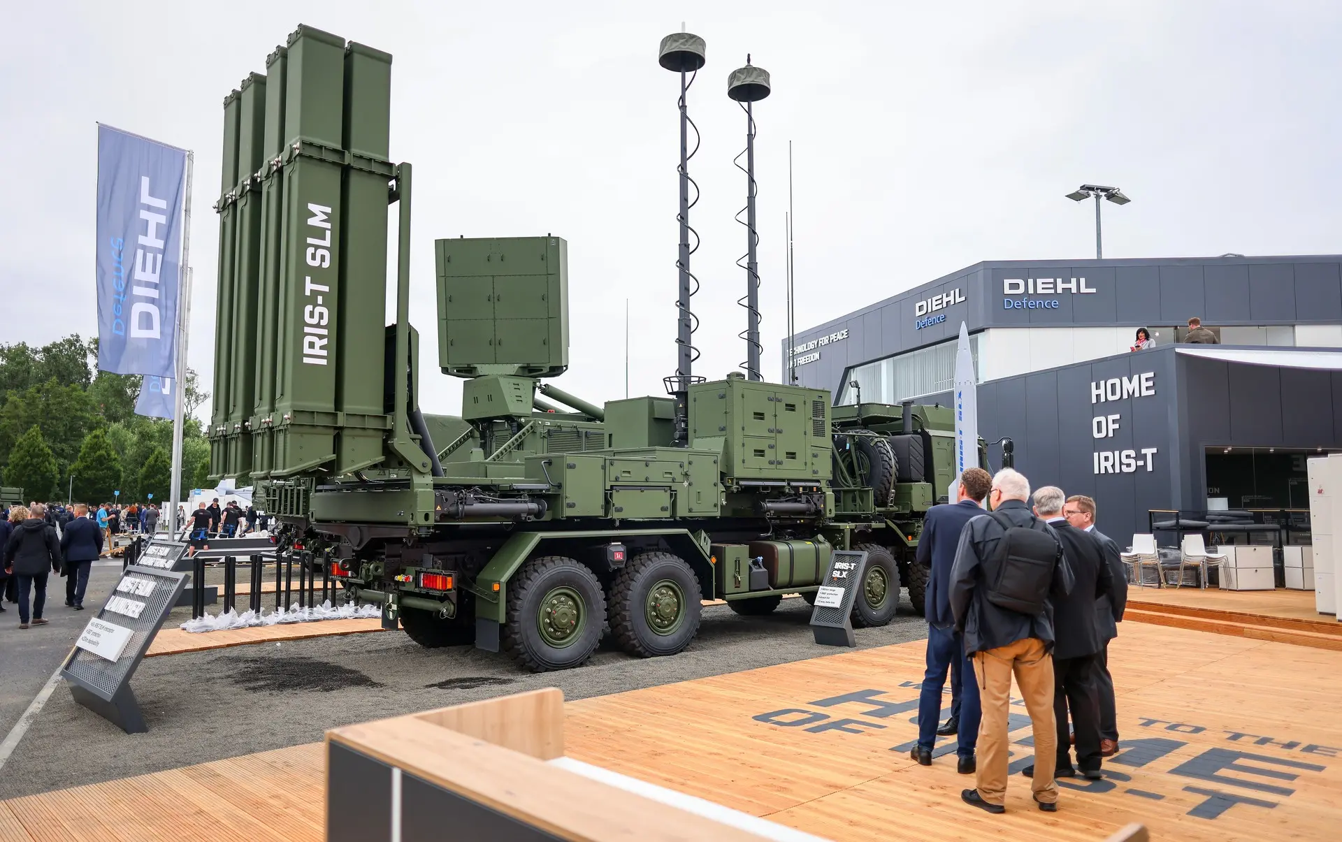 Зеленский: Германия имеет трехлетний план поставок систем ПВО Iris-T в Украину