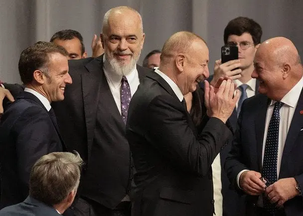 Прем’єр Албанії висміяв Трампа за заяву про завершення "війни" з Азербайджаном (відео)