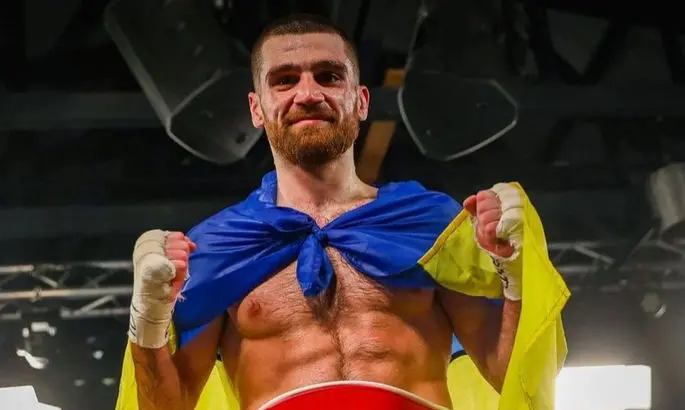 Карен Чухаджян зустрінеться з аргентинцем за титули IBF та WBO