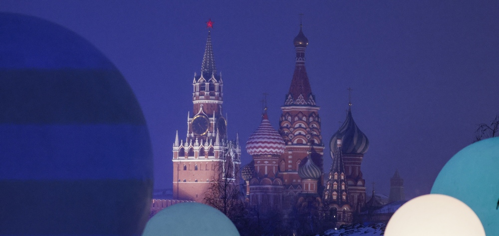 Россию вторые сутки атаковали дроны: возле Москвы раздавались взрывы – видео