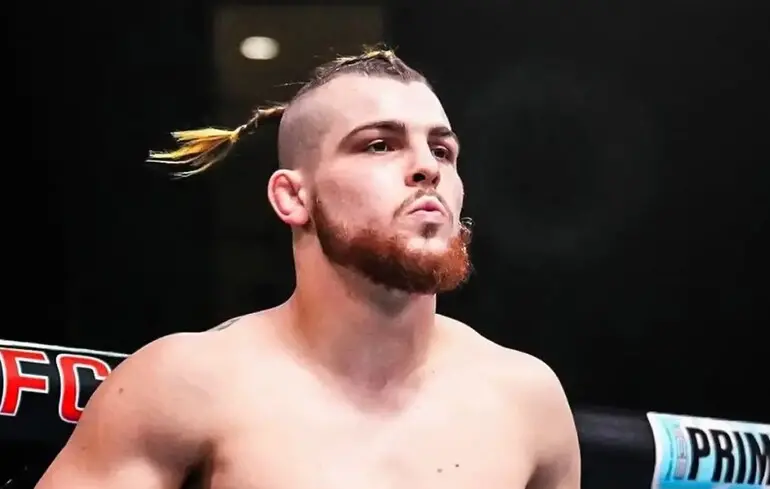 Український боєць Донченко з нокаутом у фіналі виграв турнір UFC