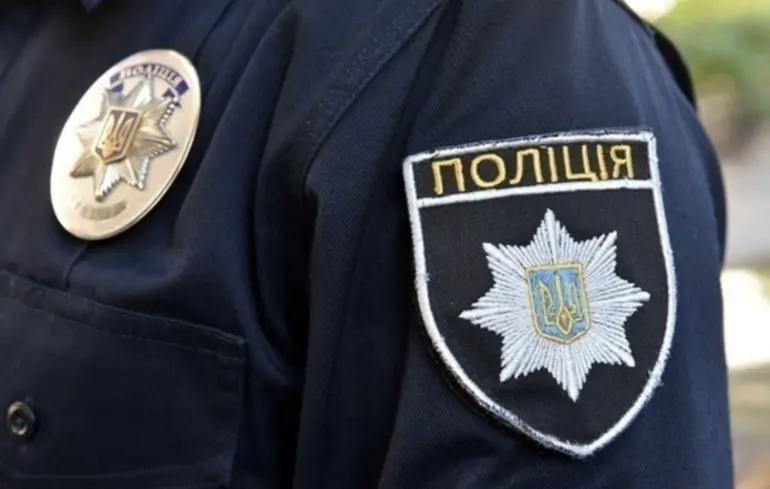 У Харкові чоловік у військові формі влаштував стрілянину біля дитячого майданчика: його затримали