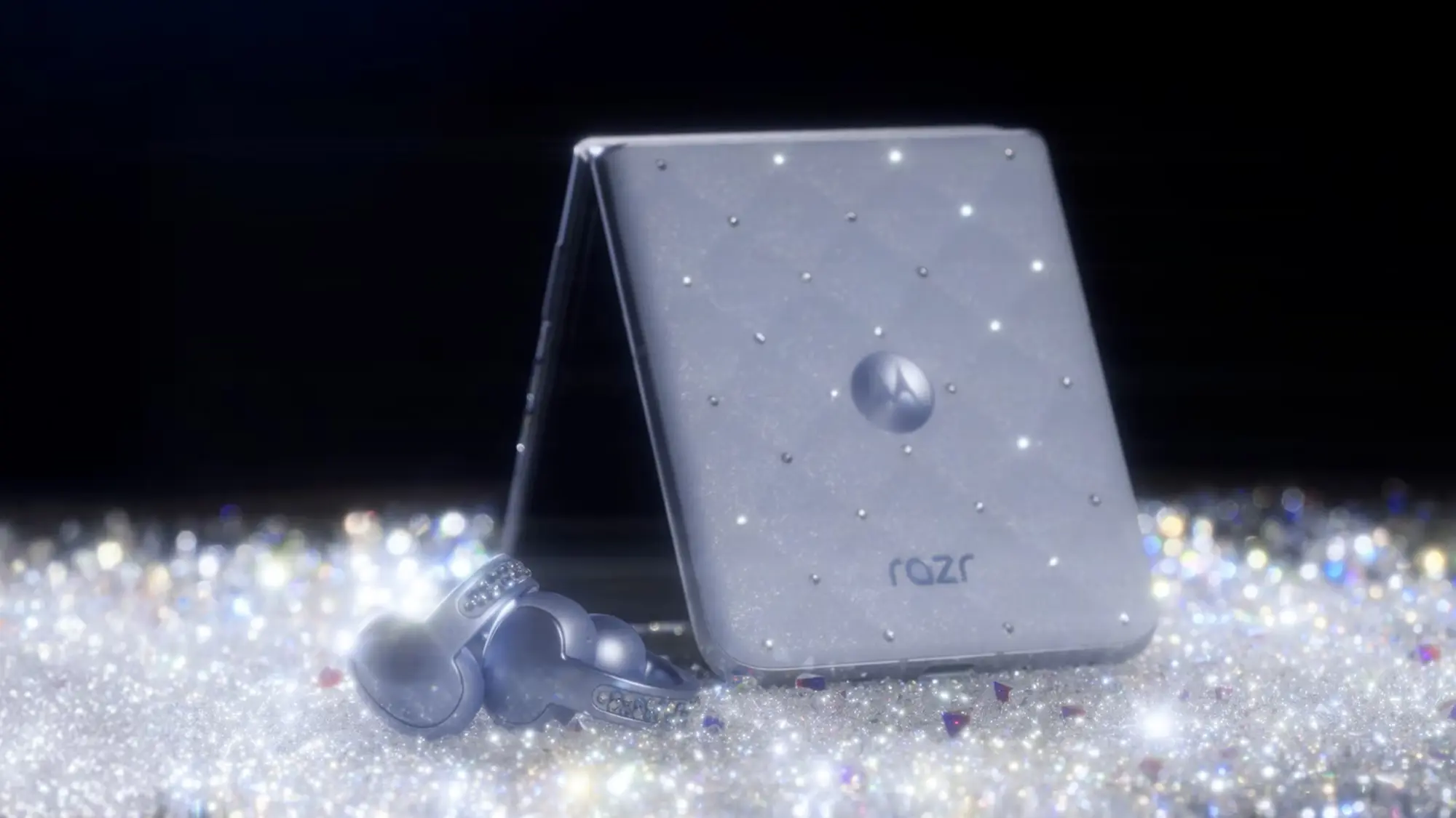 Motorola представила Brilliant Edition смартфона Razr у колаборації зі Swarovski