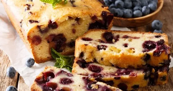 Банановий пиріг з чорницею. Рецепт дня