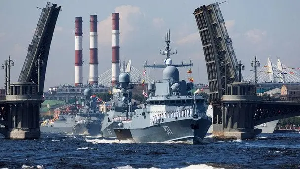 У Росії скасували святковий парад кораблів: у чому причина