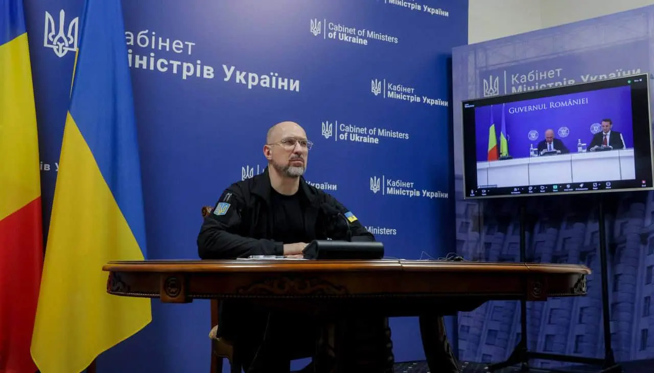Шмигаль обговорив з новим прем&#700;єром Румунії двосторонню співпрацю
