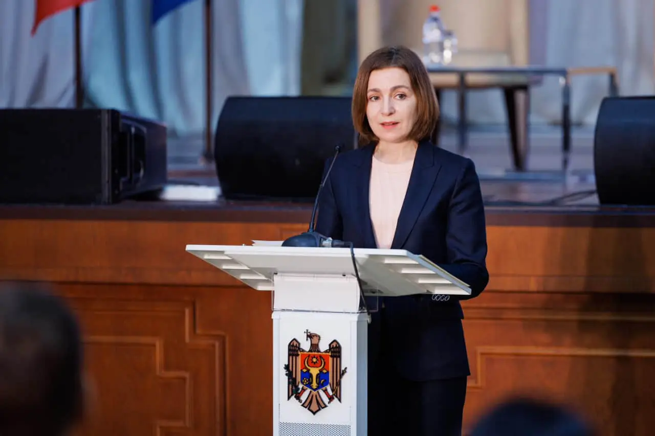 Санду відповіла на заяву прем'єра Молдови про 10 тисяч військових РФ у Придністров&#700;ї