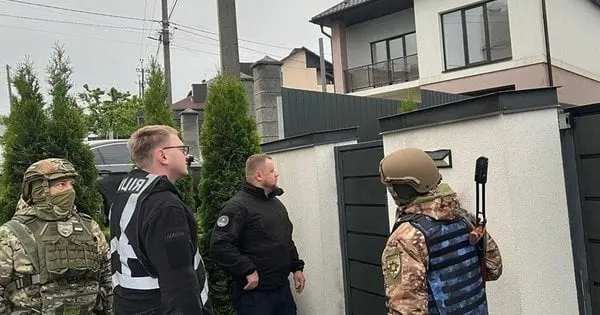 Забудовник заплатив шахраям 2 млн доларів за землю на території львівської військової частини