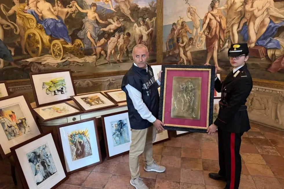 В Італії вилучили понад 20 підозрілих картин Далі, які можуть бути підробками