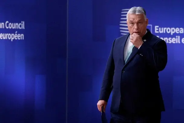 Польща звинуватила Орбана в саботажі Євросоюзу на пару з Путіним