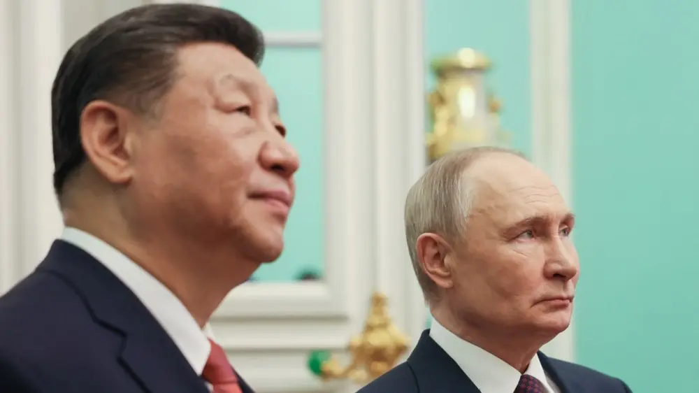 NYT: Несмотря на публичную "дружбу", РФ считает Китай врагом, посягающим на Дальний Восток