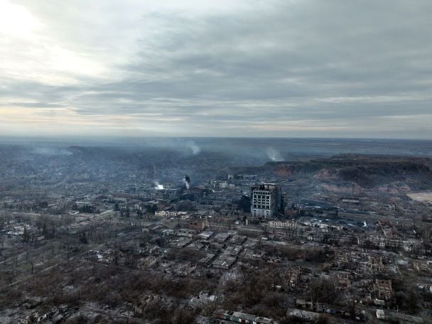 Росіяни рухаються до важливого міста на Донеччині: оглядач назвав загрозу