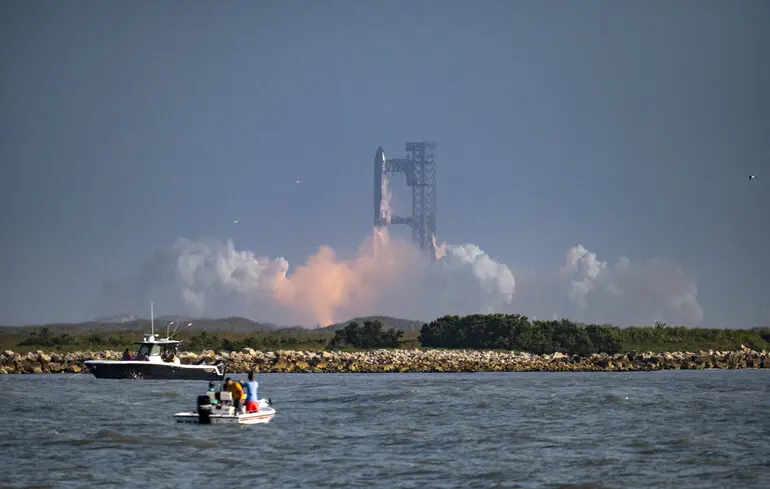 Черговий тестовий політ Starship компанії SpaceX завершився аварією над Індійським океаном