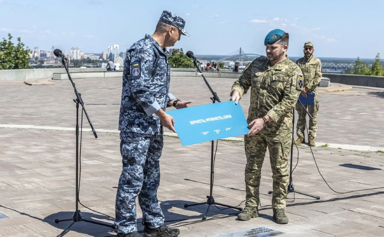 У Києві відкрили пам’ятний знак «Військово-Морські Сили»