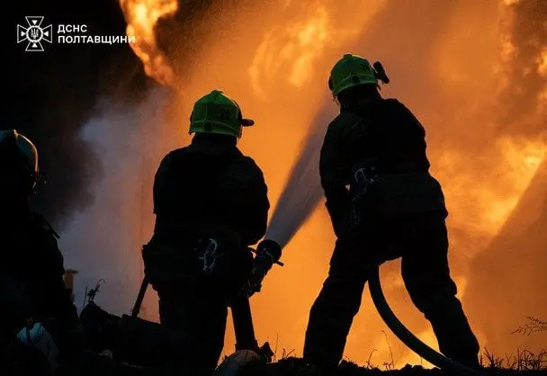Російські війська вдарили по Кременчуку: який вигляд має місто (фото)