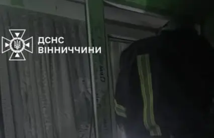У Вінниці ввечері врятували чоловіка, якому стало зле у будинку